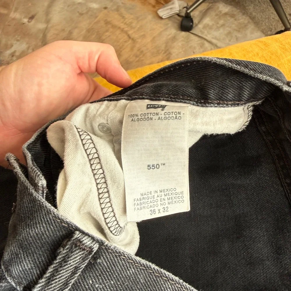 Levi's 550 Jeans Mens‎ Black Wash Relaxed Fit Denim Pants 36x32
